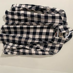 TNA aritzia black and white plaid shirt. Size medium
